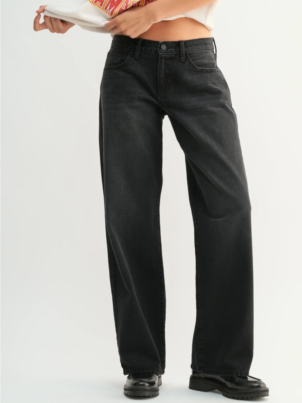 JUST BLACK DEMIN The Low Rise Slouch Jean